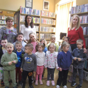 Grupa Zajączki w Bibliotece