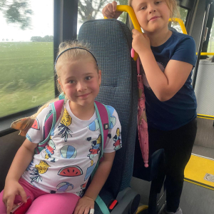w autobusie 