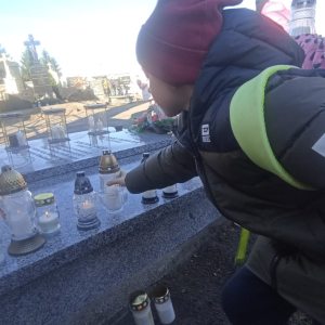 pamiętamy i znicz stawiamy 