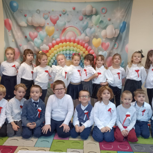 "Sówki" z kotylionami 