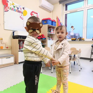 Jak się bawić na balu? Autor Alicja Murawka